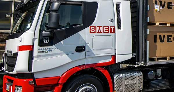 Smet fa il pieno di Stralis con Mecar